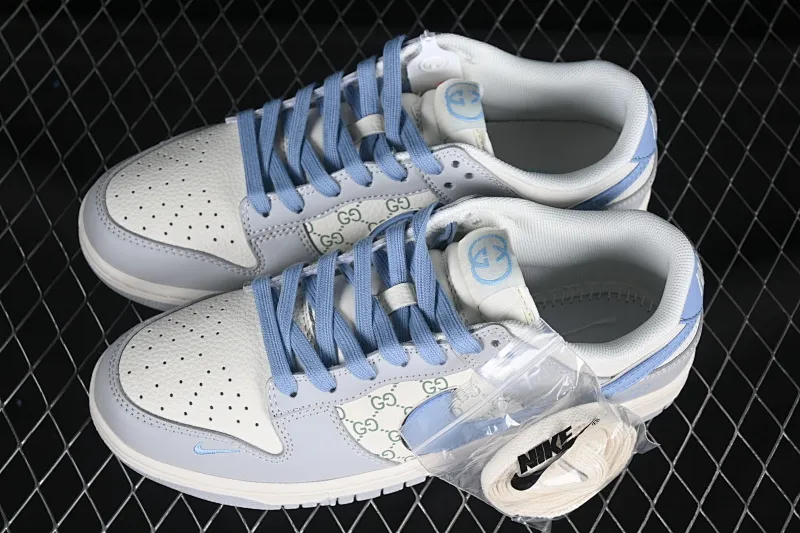 All categories Nk SB Dunk Series Nk SB Dunk Low High-end customized low-top sneakers Nike SB Dunk Low Gucci co-branded gray and blue print Anniversary high-end customized low-top casual sneakers JJ2508-556